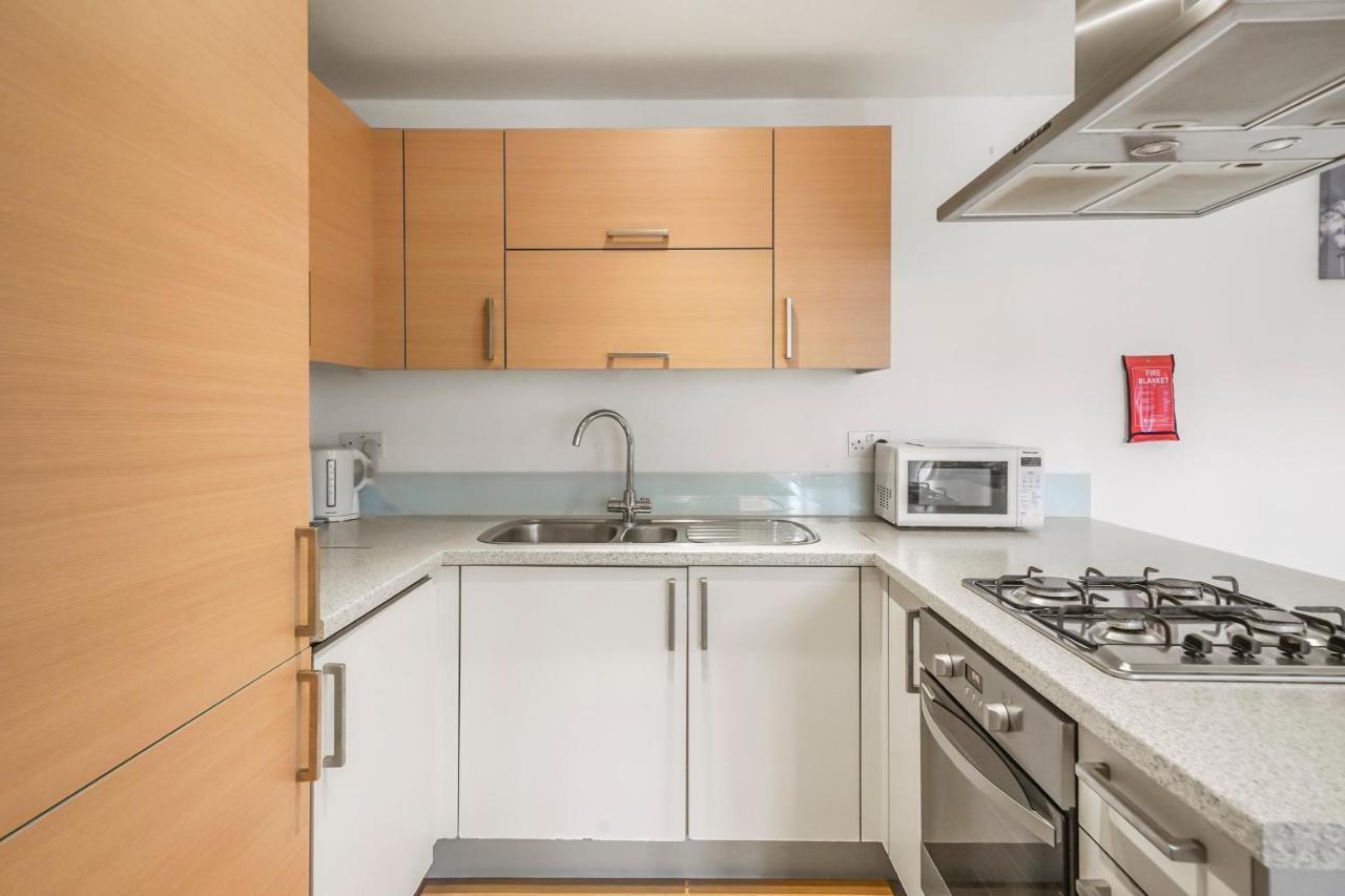 Luxnightzz - Two Bed - Close To North Station And Hospital コルチェスター エクステリア 写真
